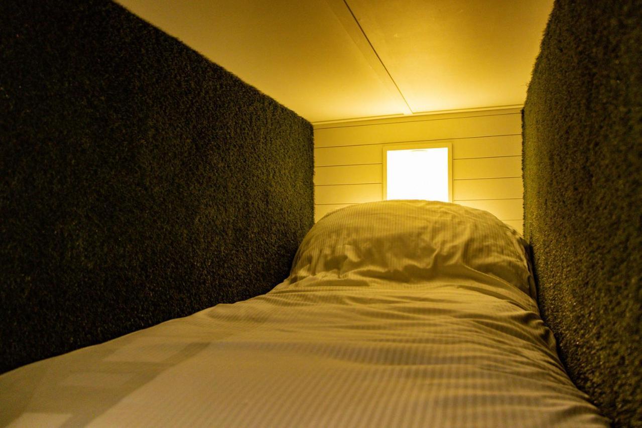 Hollins Farm - Dog Friendly, Self Catering *