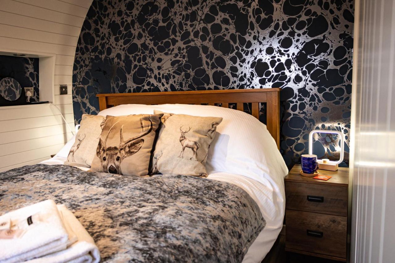 Hollins Farm - Dog Friendly, Self Catering