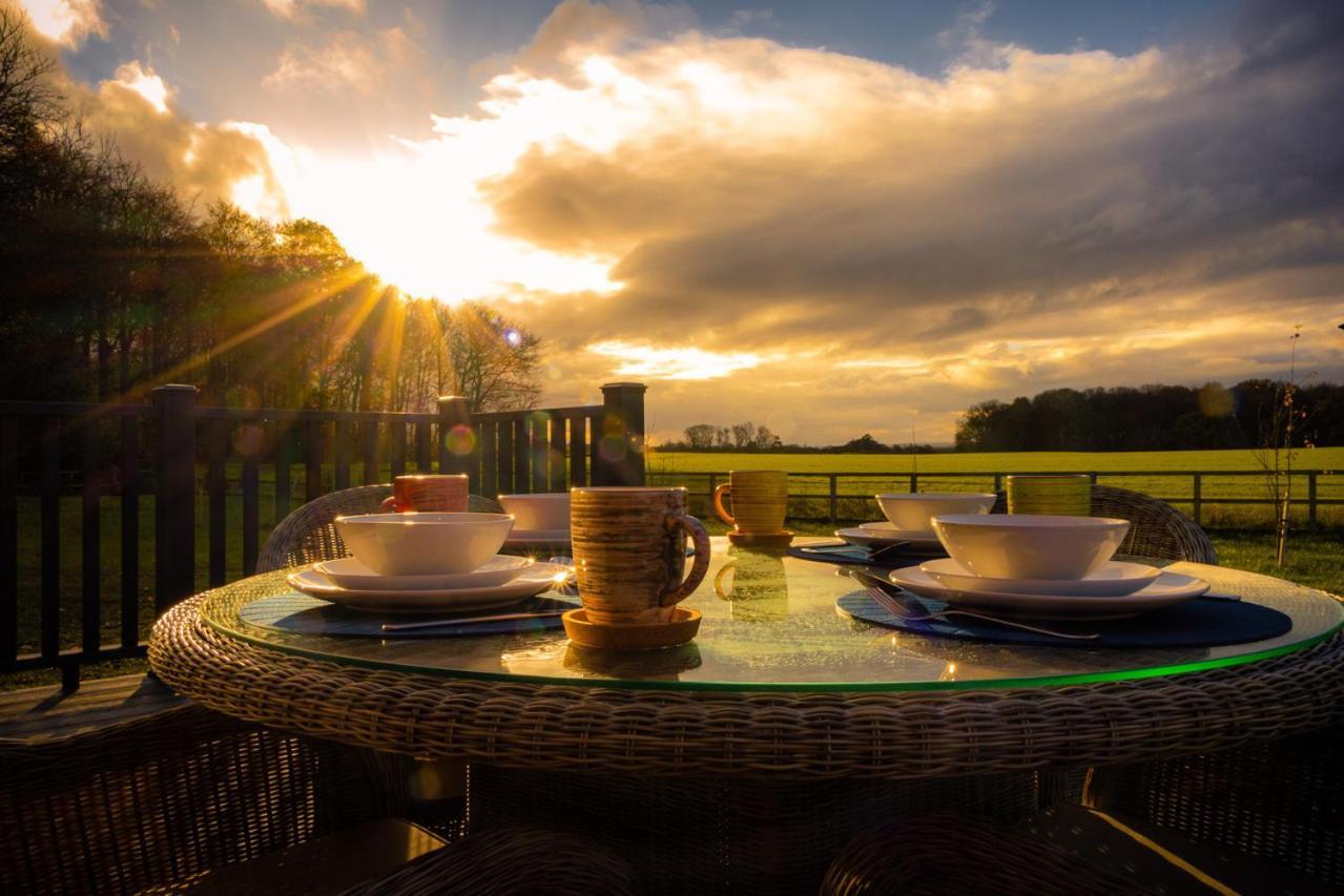 Lodge Hollins Farm - Dog Friendly, Self Catering Knaresborough