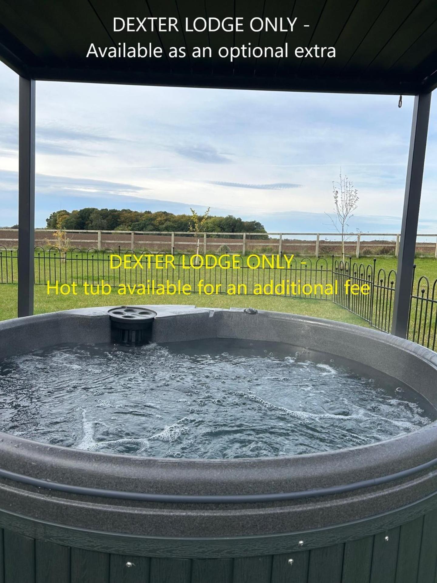 Hollins Farm - Dog Friendly, Self Catering Lodge *