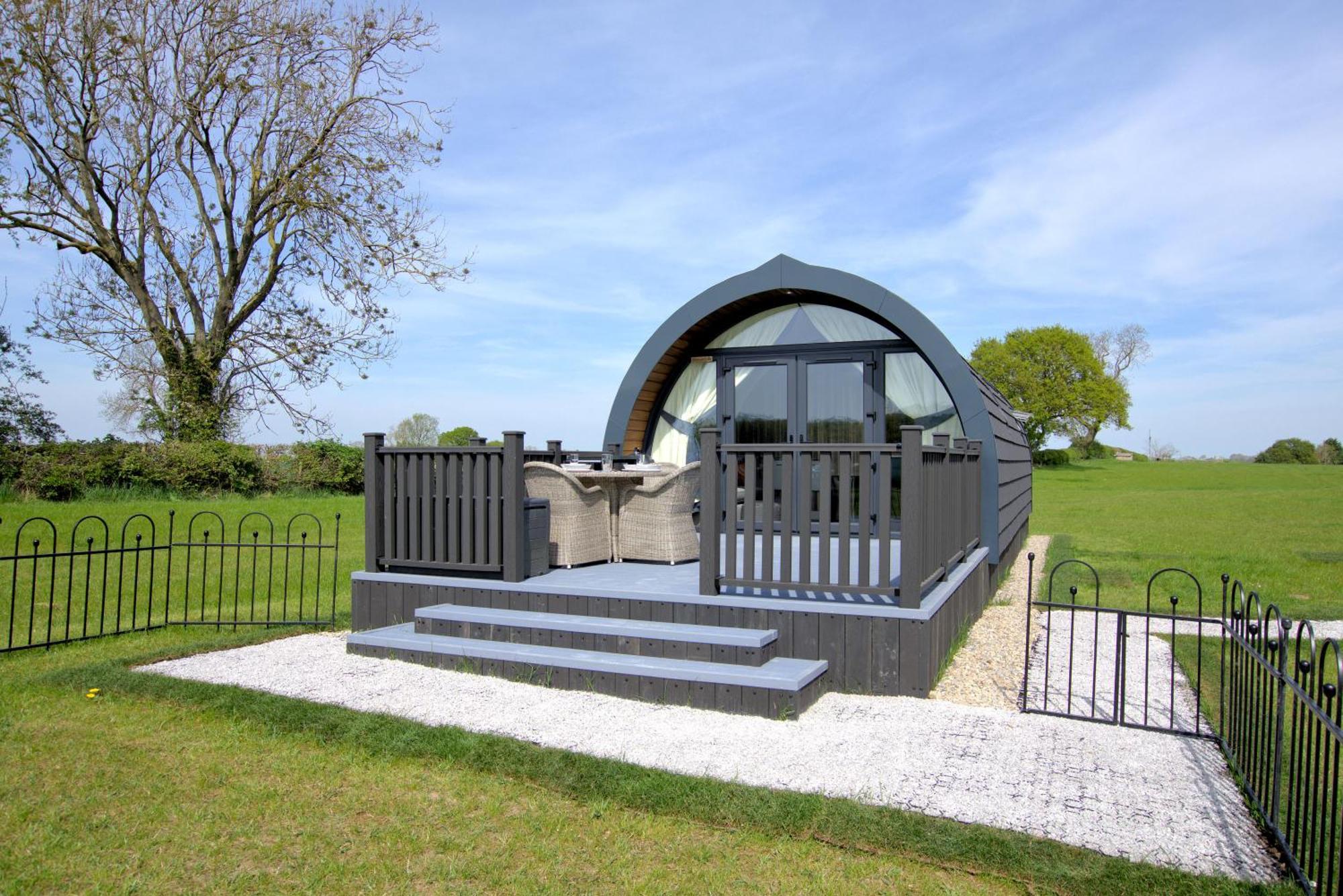 Lodge Hollins Farm - Dog Friendly, Self Catering Knaresborough